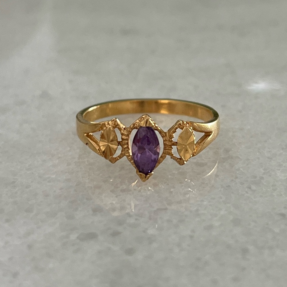 18K Yellow Gold Amethyst Ring